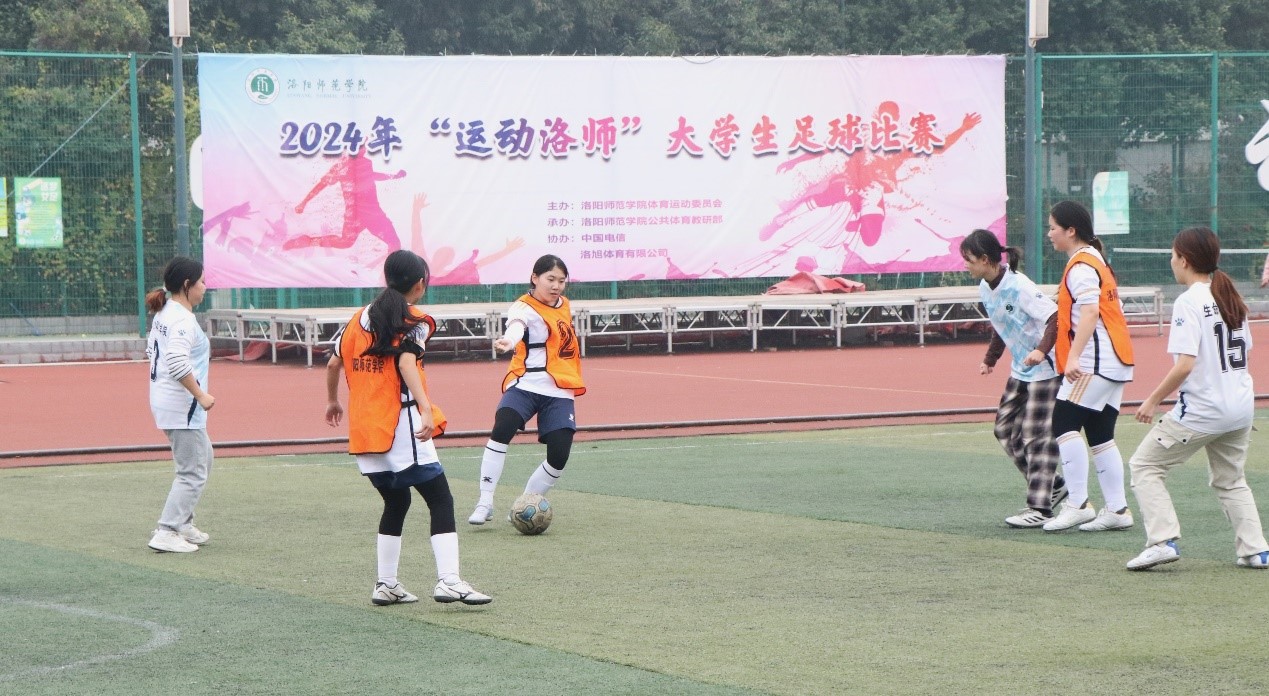 aoa体育课程-激情四射：女足比赛中激发青春活力的简单介绍