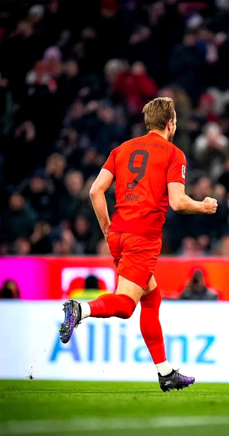 aoa体育教练-拜仁慕尼黑客场逆转，继续疯狂积分的简单介绍