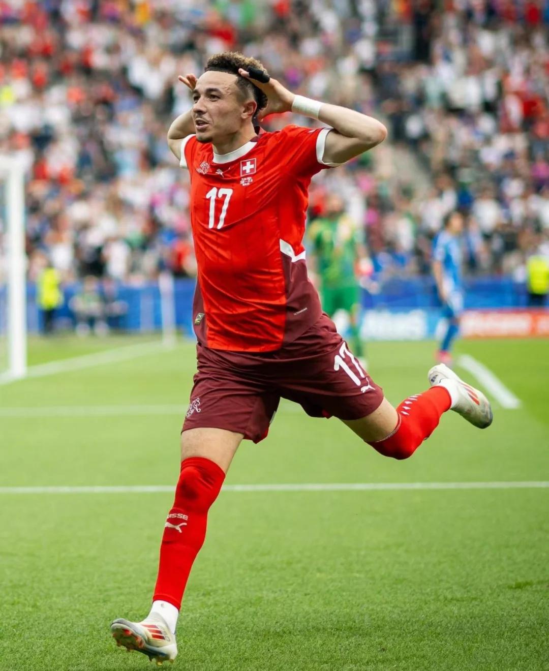 瑞士队战胜立陶宛,继续保持不败势头 瑞士队战胜立陶宛,继续保持不败势头