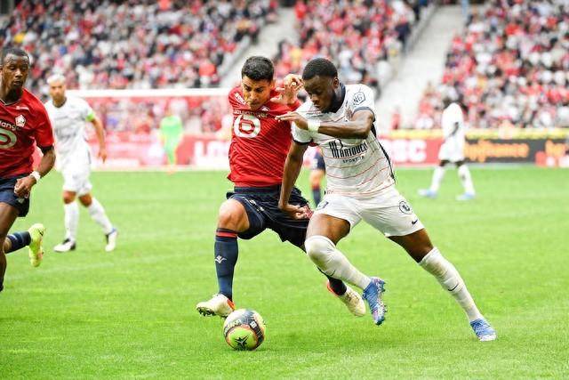 亚洲足球激战继续，豪门一决高下的简单介绍