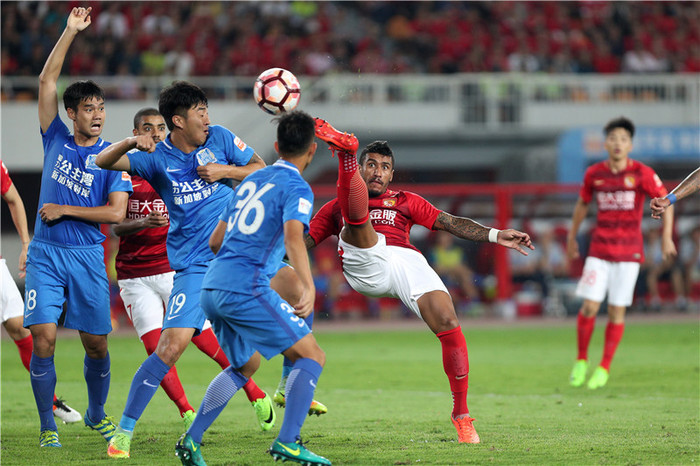 广州富力客场击败重庆力帆,客场取胜 广州富力客场击败重庆力帆,客场取胜