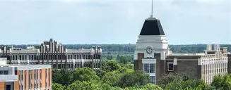 aoa体育-哈德斯菲尔德不敌劲敌，失分困扰