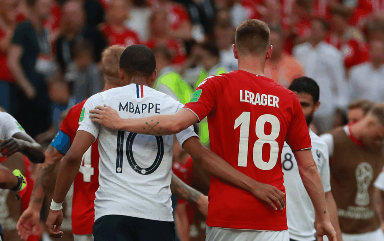 包含法国队内忧外患,小组出线有悬念的词条 包含法国队内忧外患,小组出线有悬念的词条