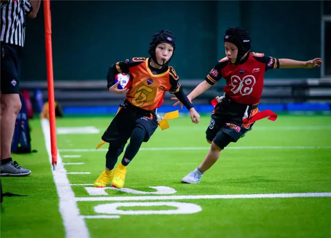 山猫队年轻球员展现潜力,引发关注 山猫队年轻球员展现潜力,引发关注