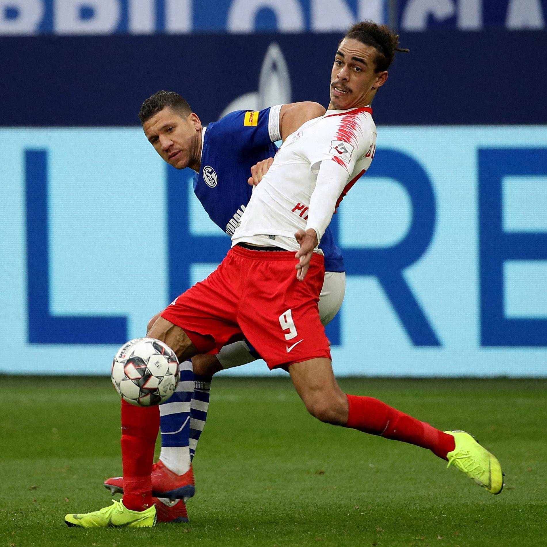 艾尔夫斯堡队保持不败,球队士气高昂 艾尔夫斯堡队保持不败,球队士气高昂